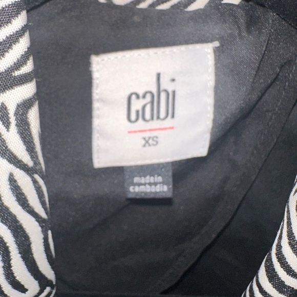 Cabi zebra trench coat. Size XS. *Worn once—amazing quality - Picture 7 of 11